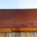 Teak bass row