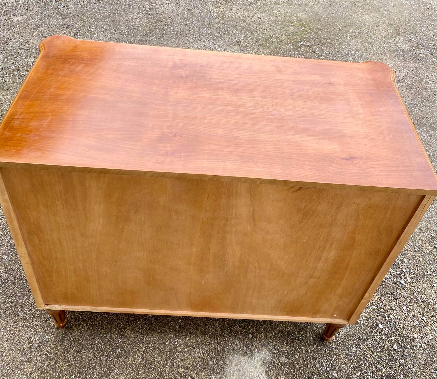 Magnificent Louis XVI style chest of drawers with three drawers