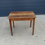 Farm table