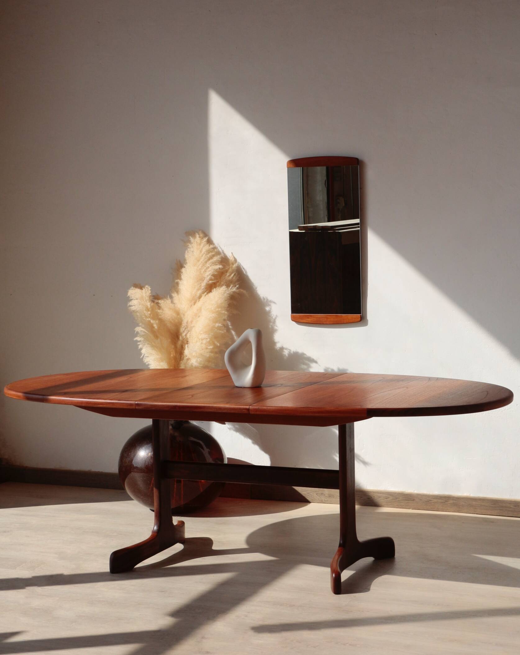 Oval dining table in teak – 6 to 8 people – Fresco model – G Plan