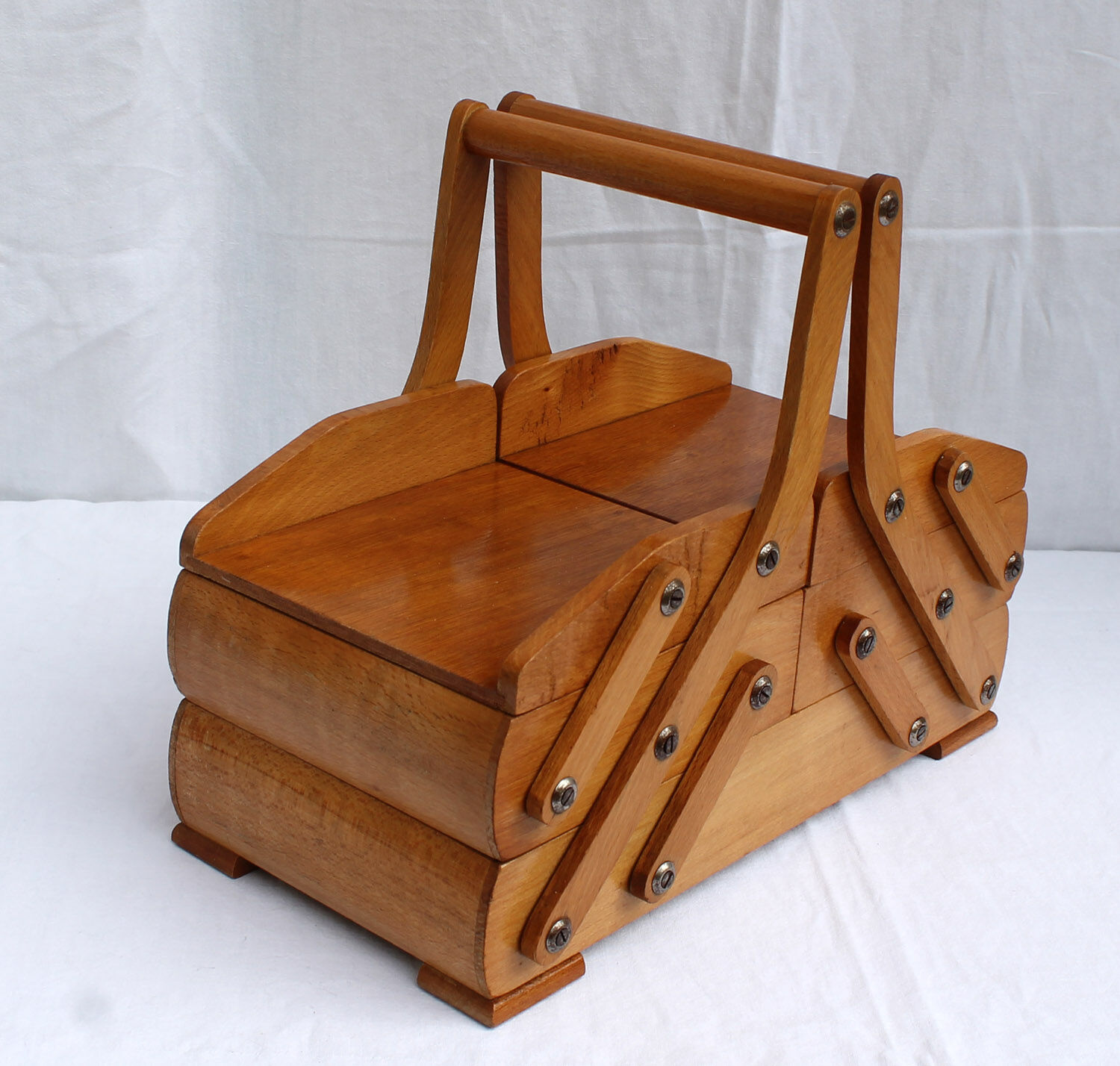 Blond wood sewing case