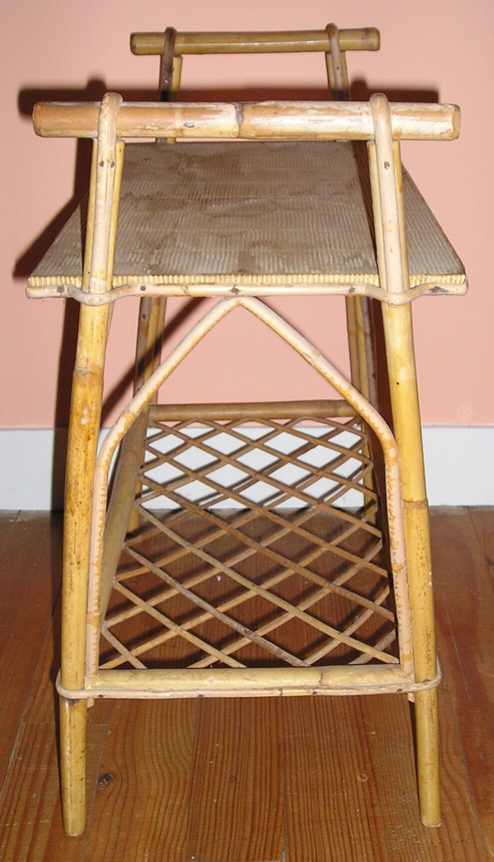 Old Wicker side table