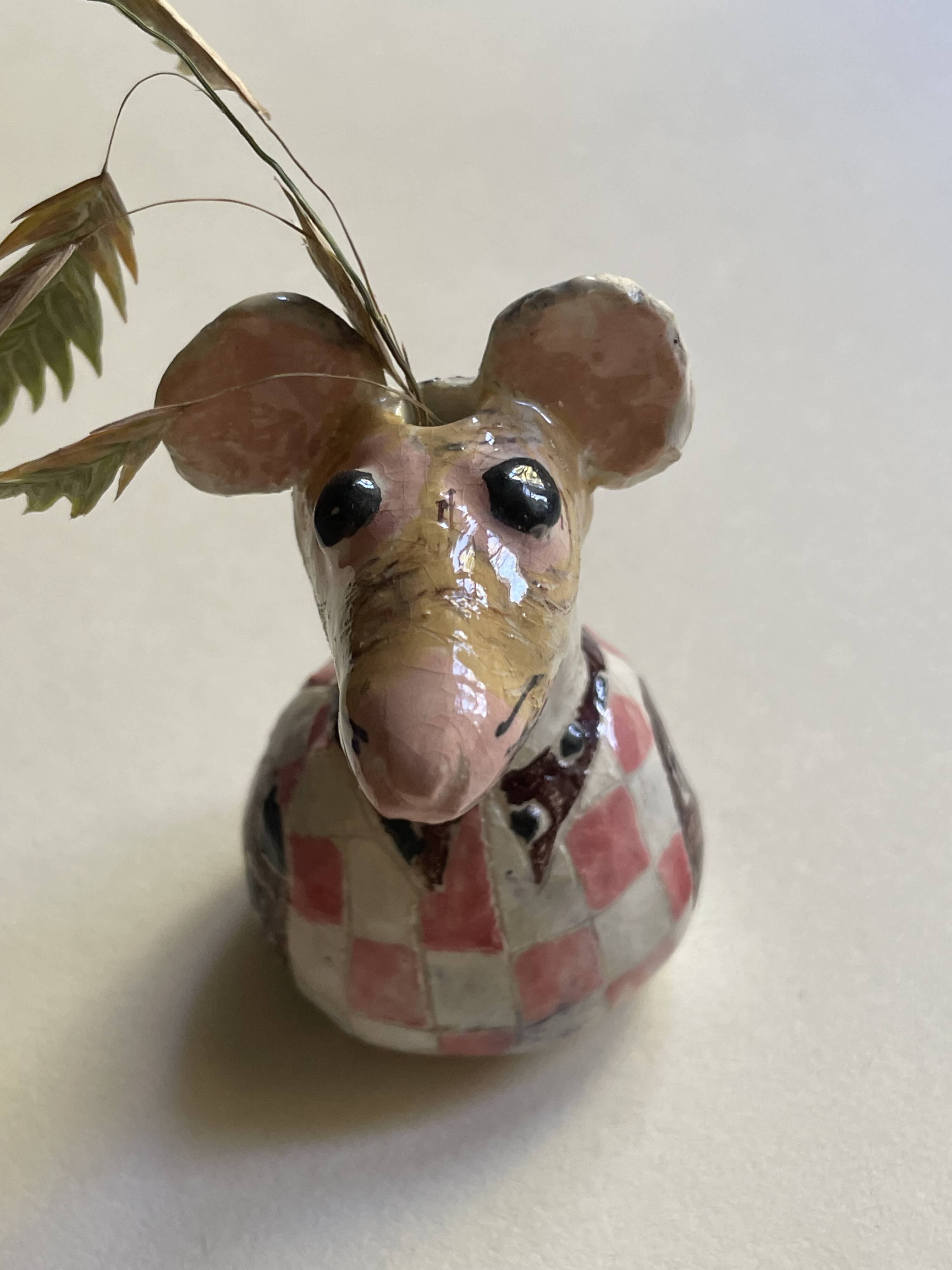 Small "bud vase" in glazed ceramic