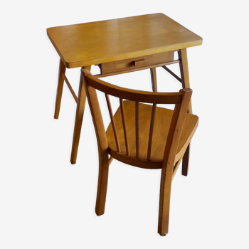 Desk and children's chair by Baumann – 60s/70s