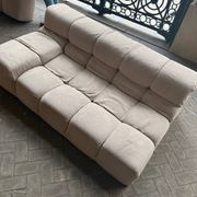 Tufty-Time sofa with chaise longue - beige