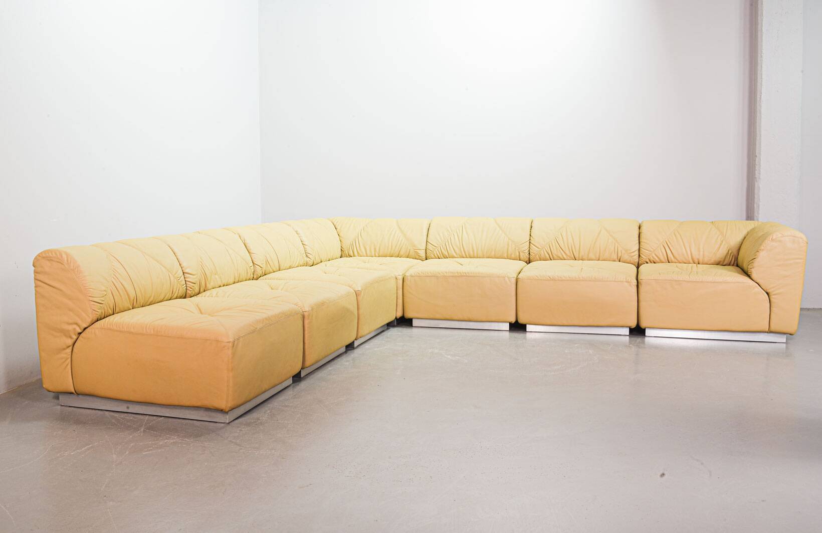 Distinctive Walter Knoll Modular Sofa 'Domaine' by Bernd Münzebrock, 1970s