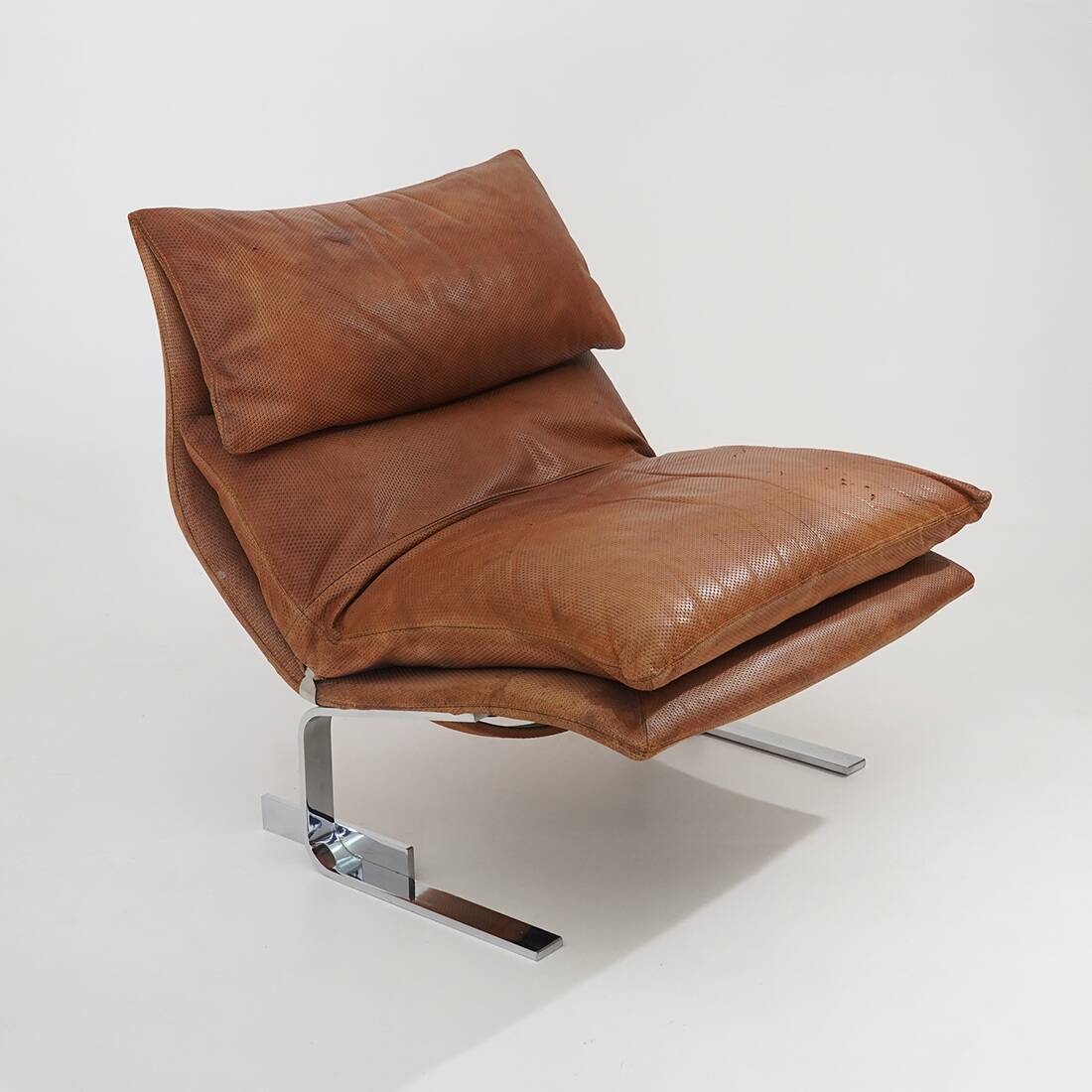 Pair of “Onda” armchairs by Giovanni Offredi for Saporiti, 1970s