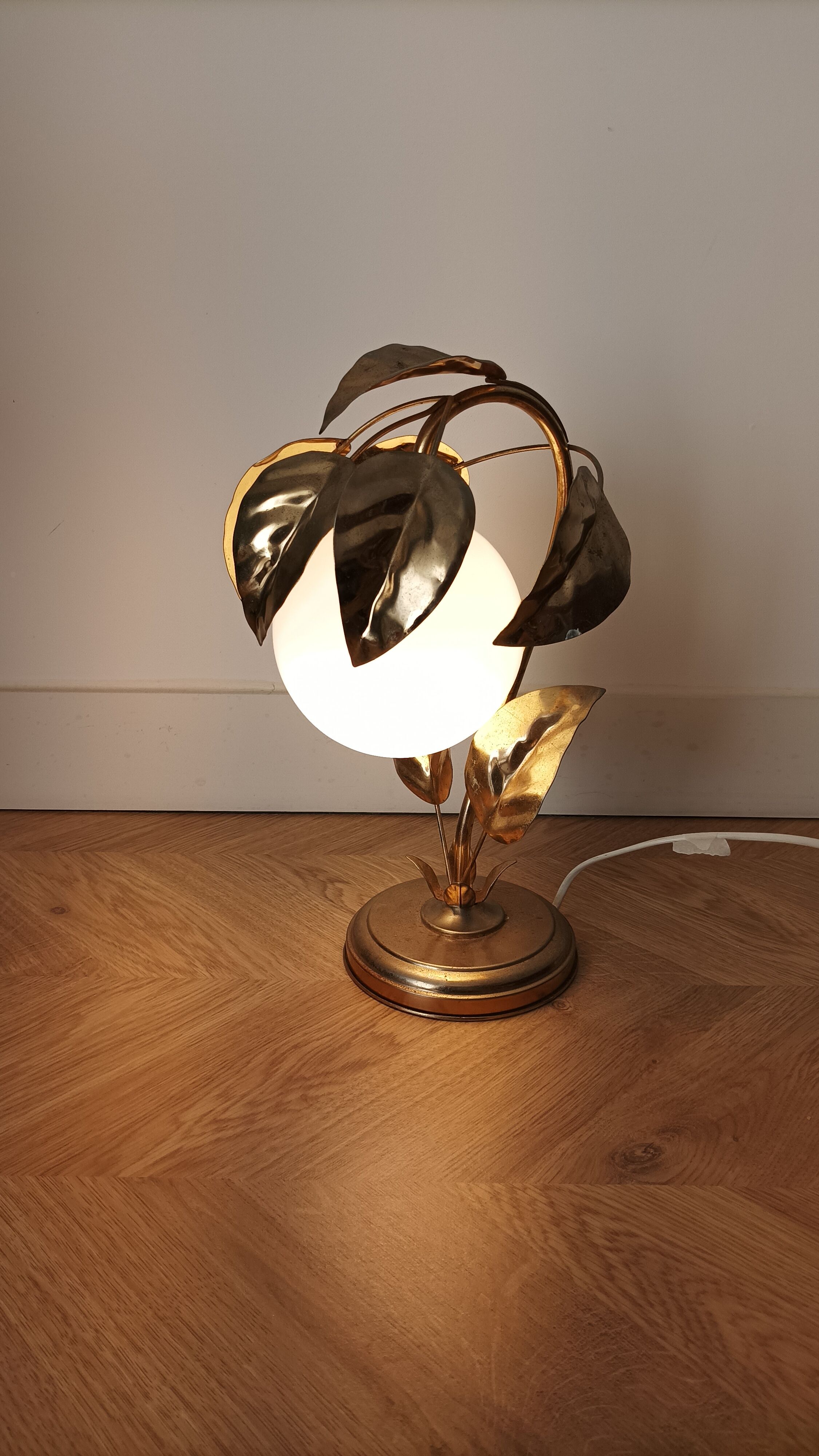 Sheet lamp