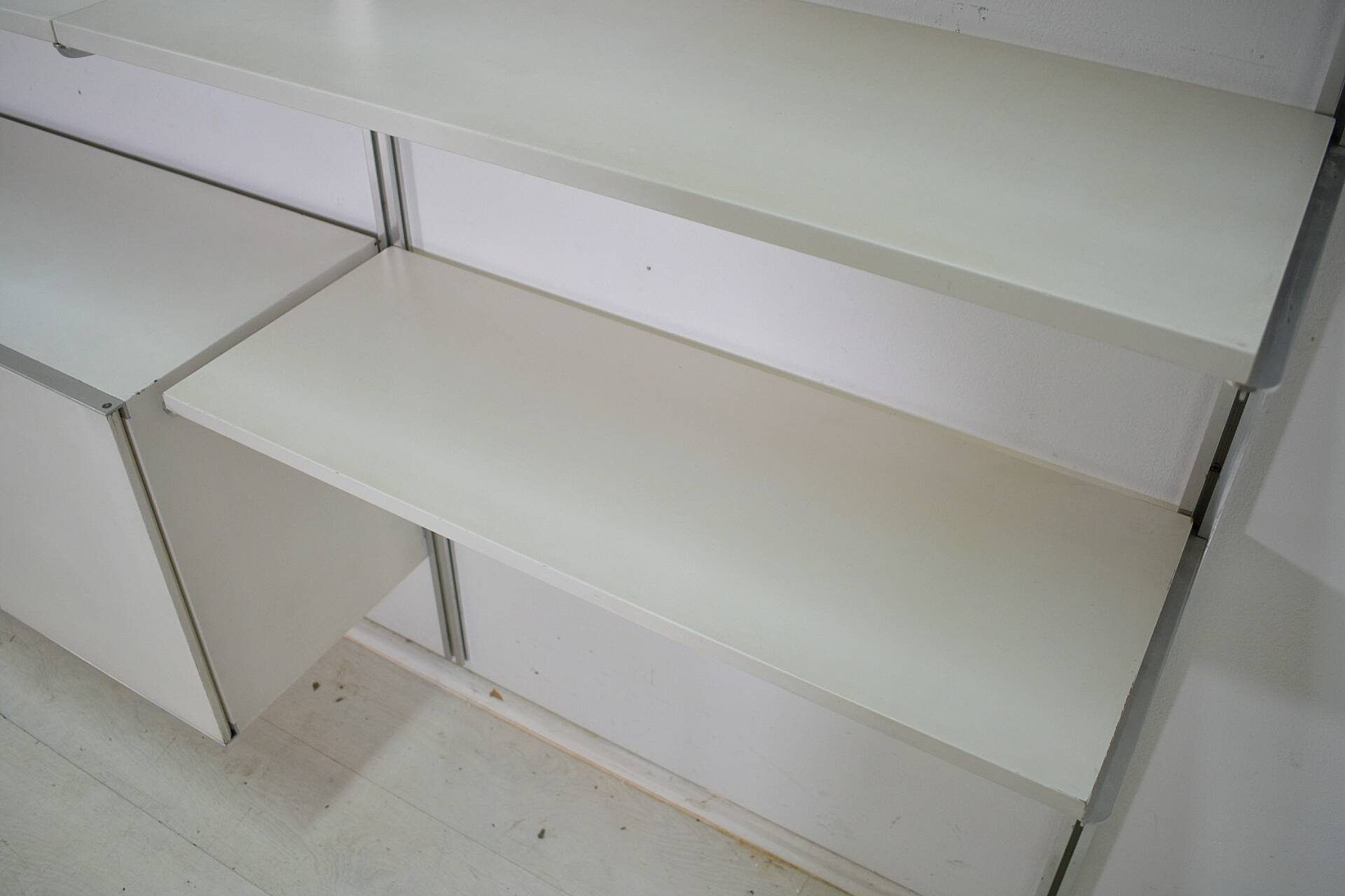 Wall unit CSS by George Nelson for Herman Miller 1960s bookshelf