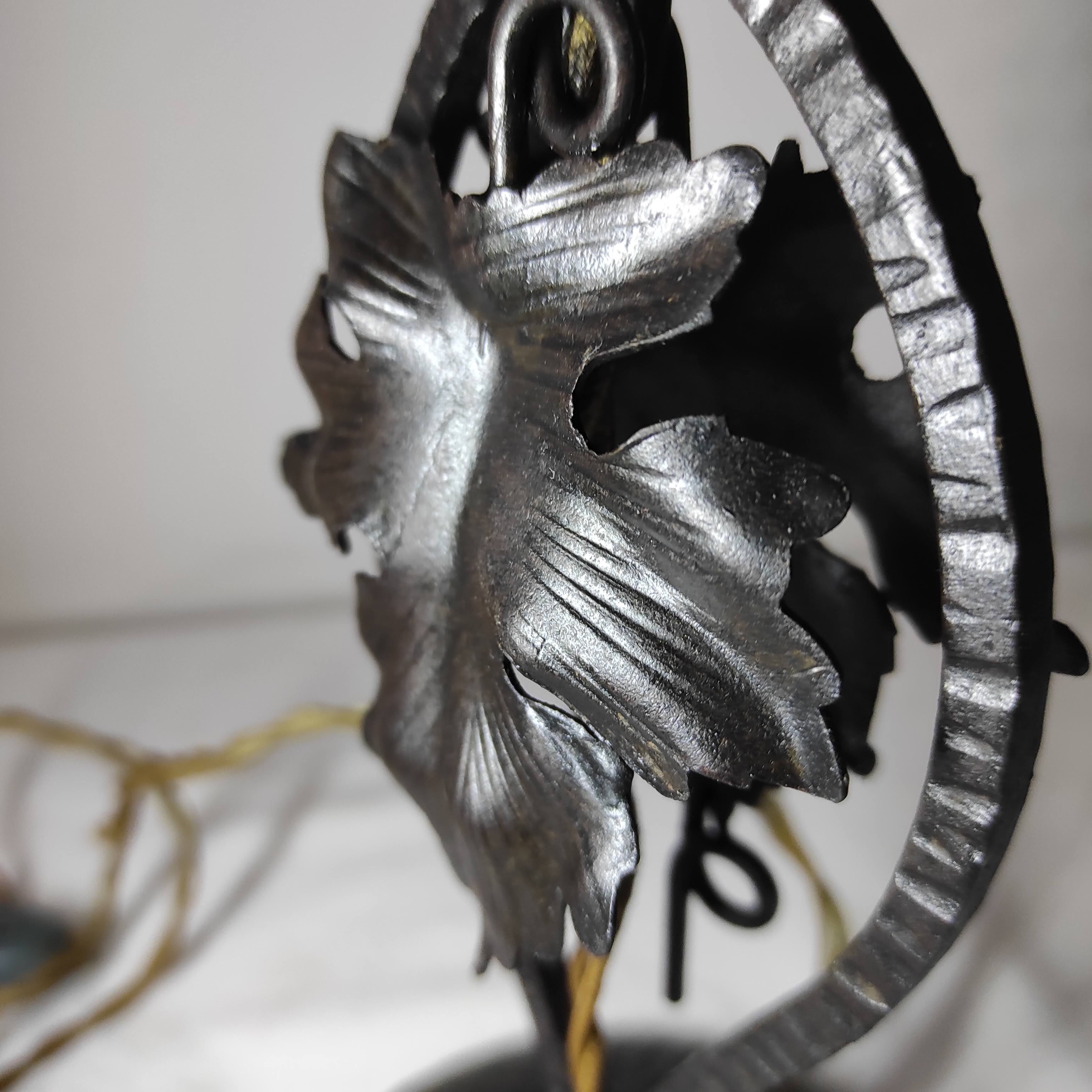 Wrought iron Arts Deco laying lamp