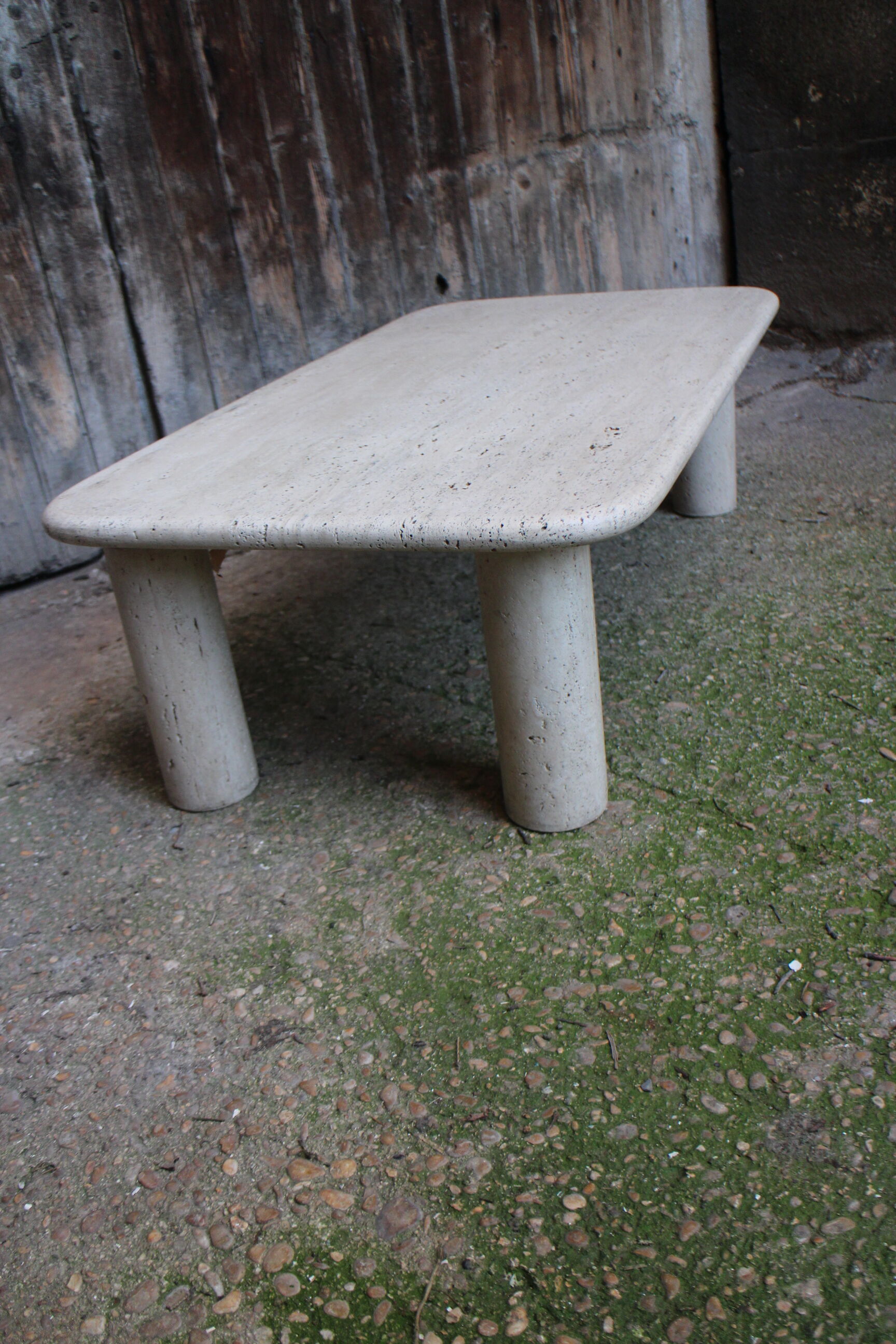 Table basse en travertin 1970