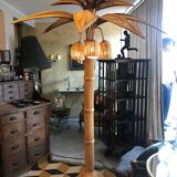 Palm handcrafted lamppost