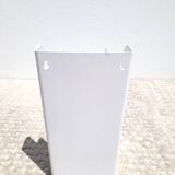 Vinyl range support or vintage record holder