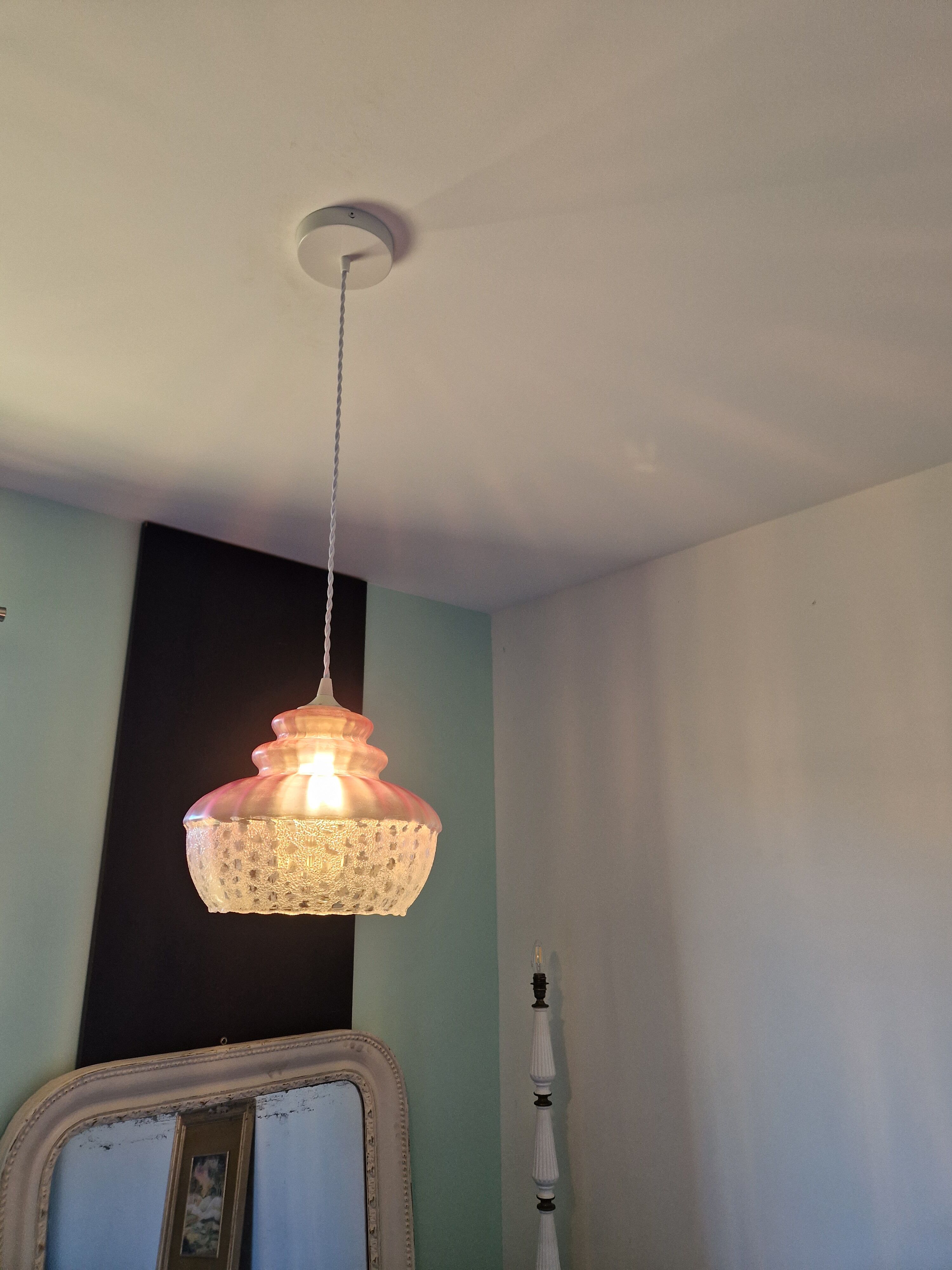 Vintage pendant lamp in pink glass