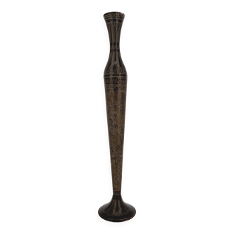 Vase persan en laiton gravé à décor floral – grand format