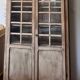 Armoire, bibliothèque, vaisselier parisien vitré ancien en bois brut