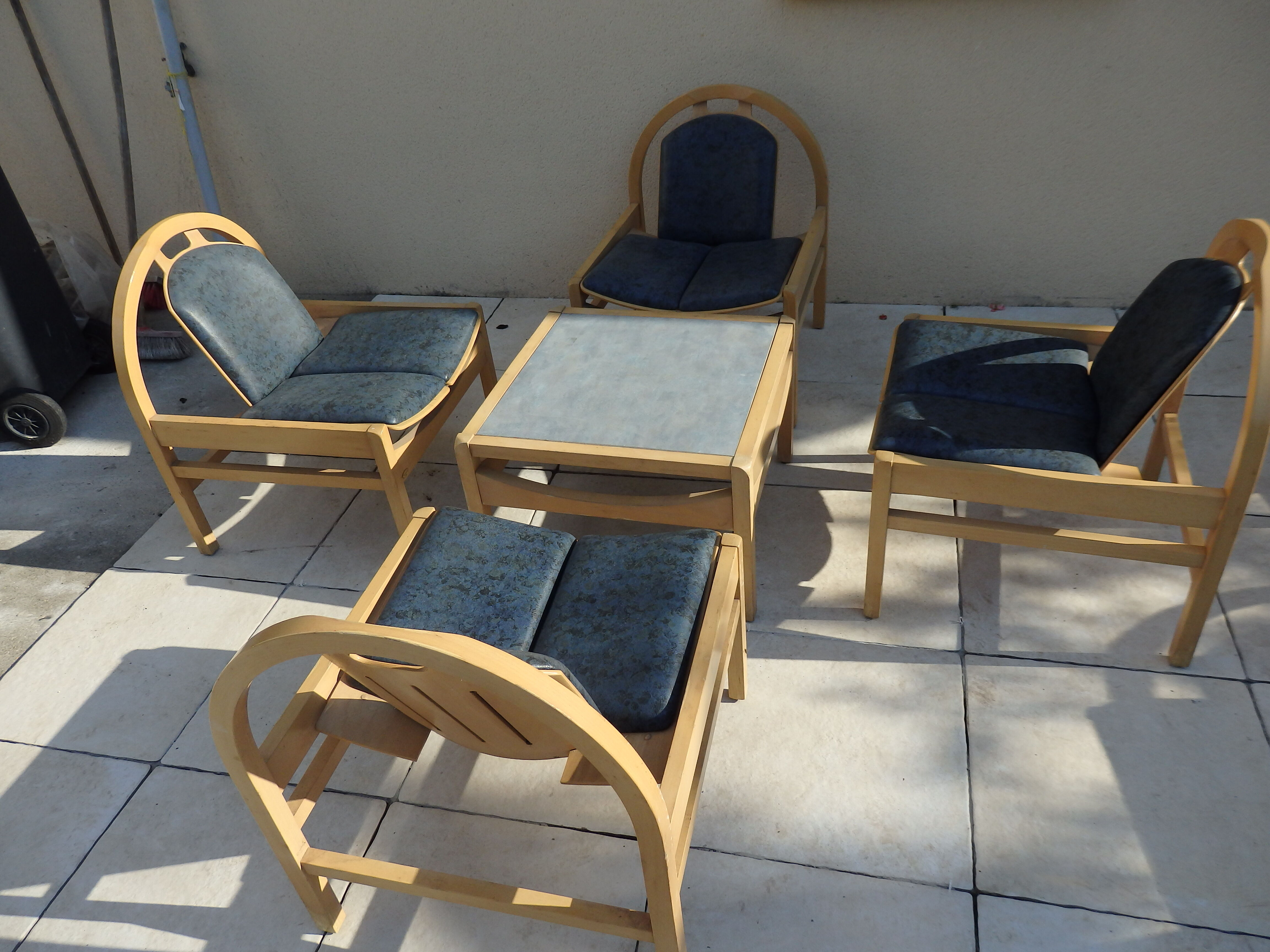 4 armchairs and 1 table Baumann argos