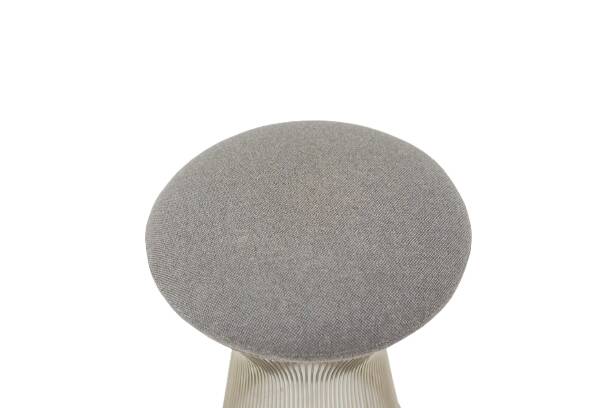 Warren Platner for Knoll. Round stool, metal base. Circa 1970