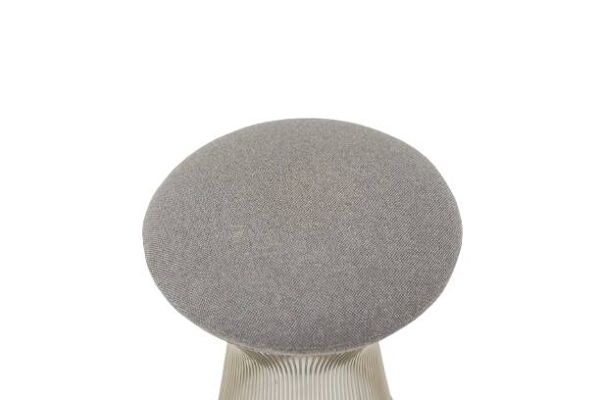 Tabouret rond, piètement métal. Circa 1970 Warren Platner pour Knoll