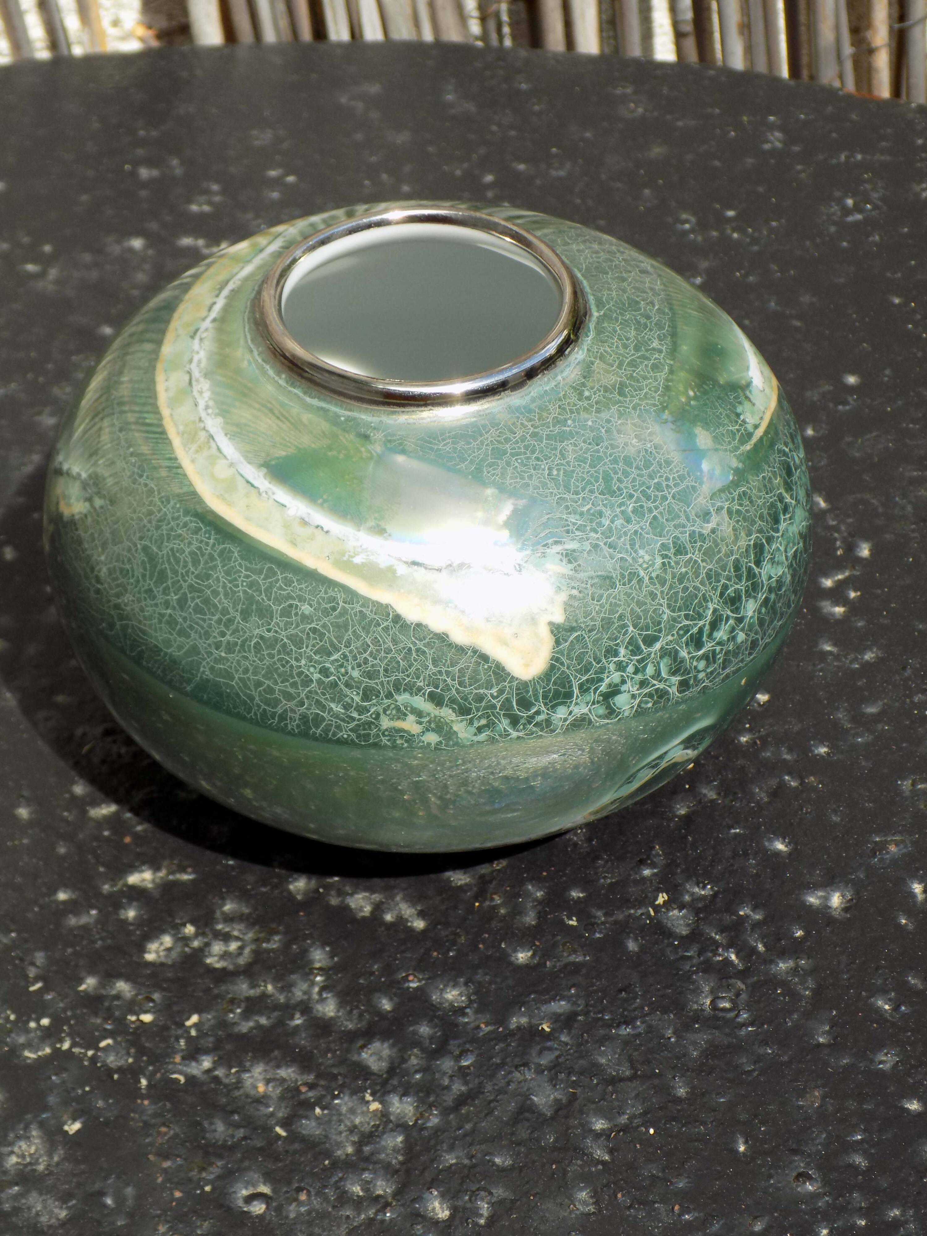 Vase en porcelaine de Limoges