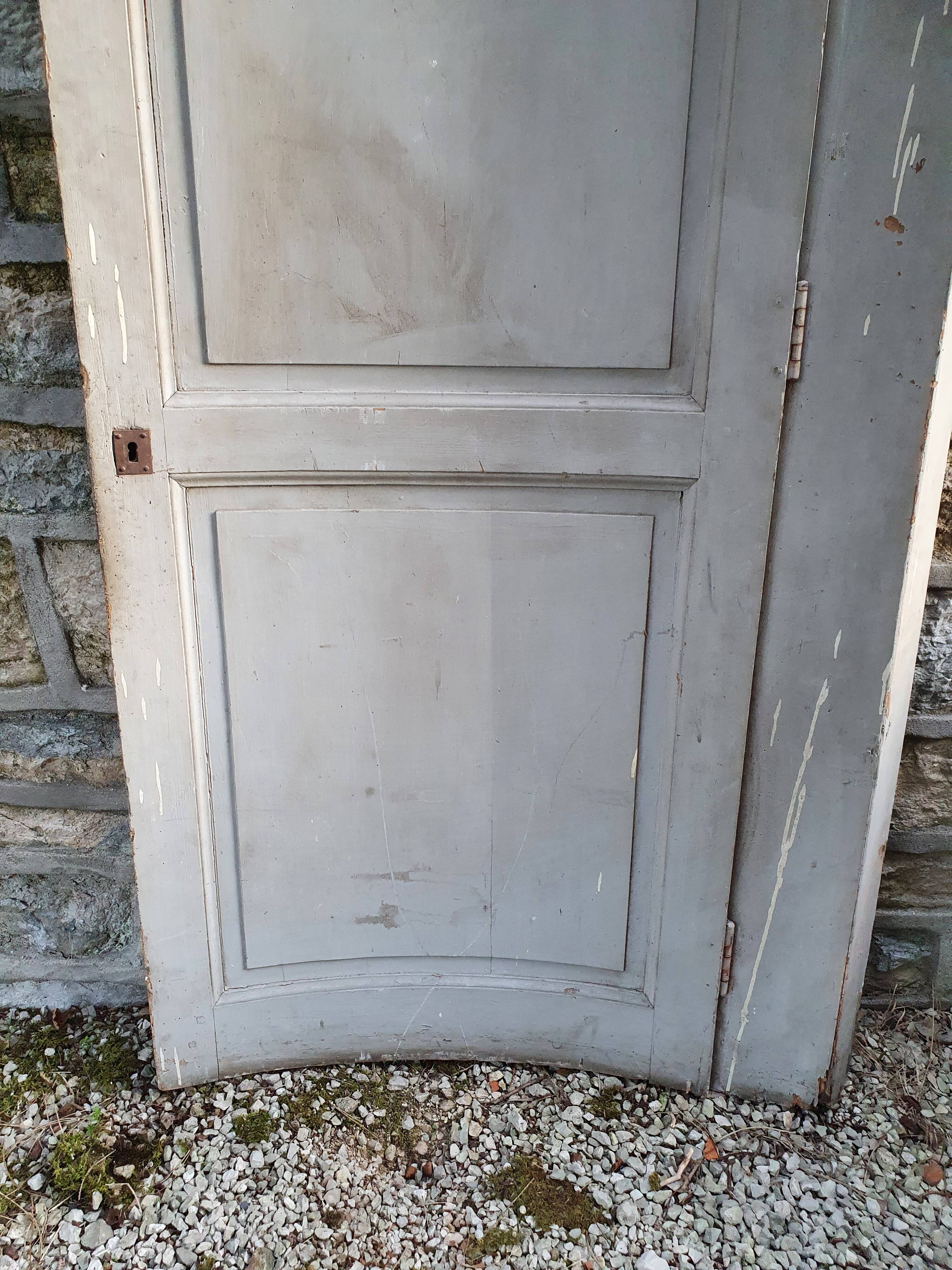 Old arched door period XIX th S