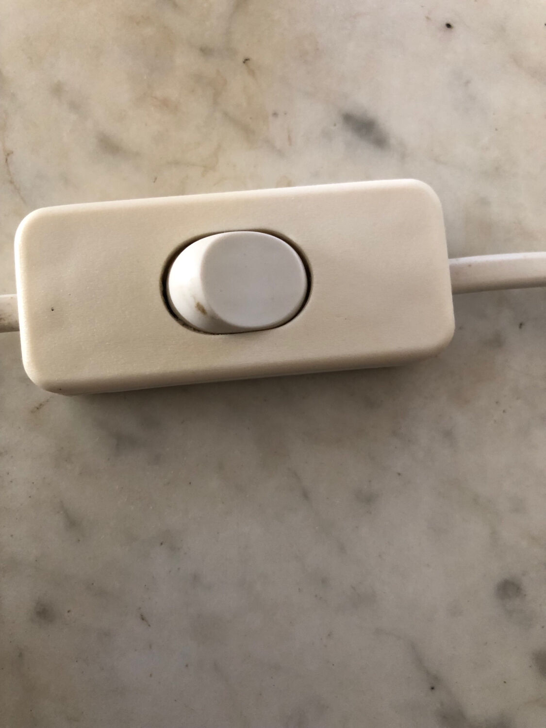 Ceramic and metal table lamp