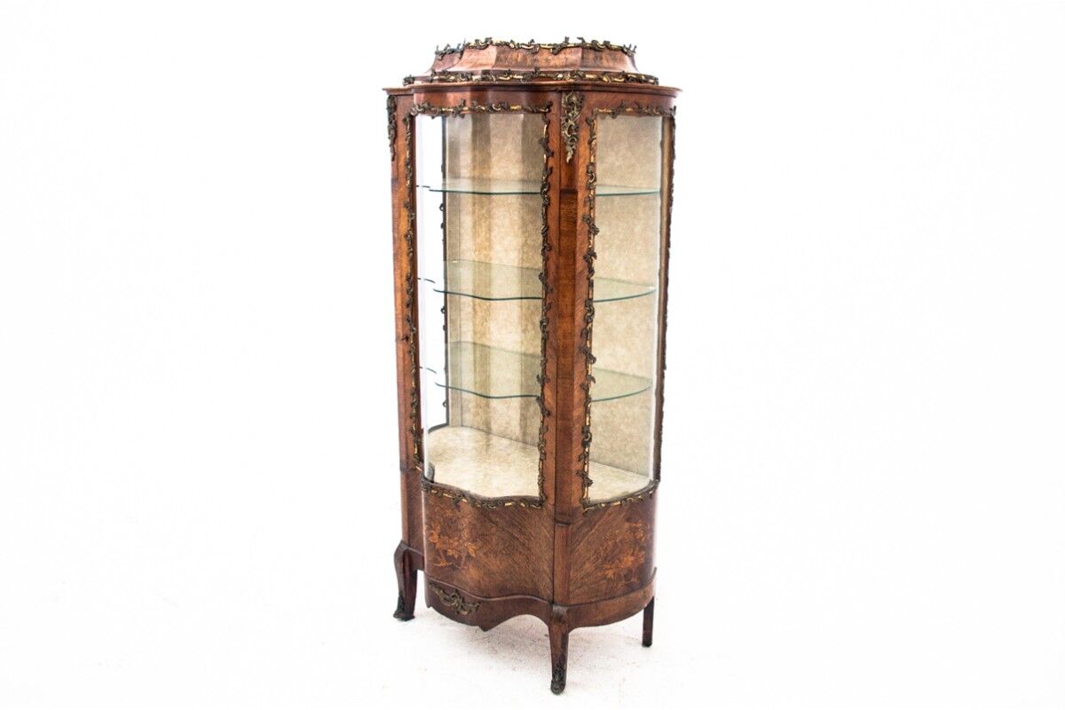 Vitrine, France, vers 1880.