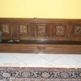 Provençal furniture top head of allegories