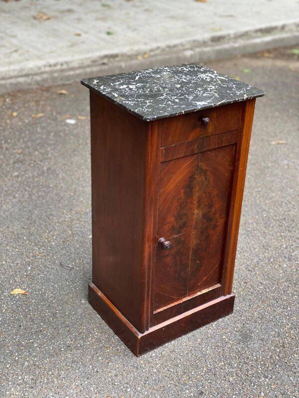 Table de chevet Louis Philippe acajou du 19ème marbre gris