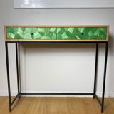 Console scales