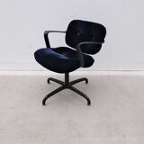 Pair of “mod. 2038” chairs by hannah & morrison for knoll, 1970