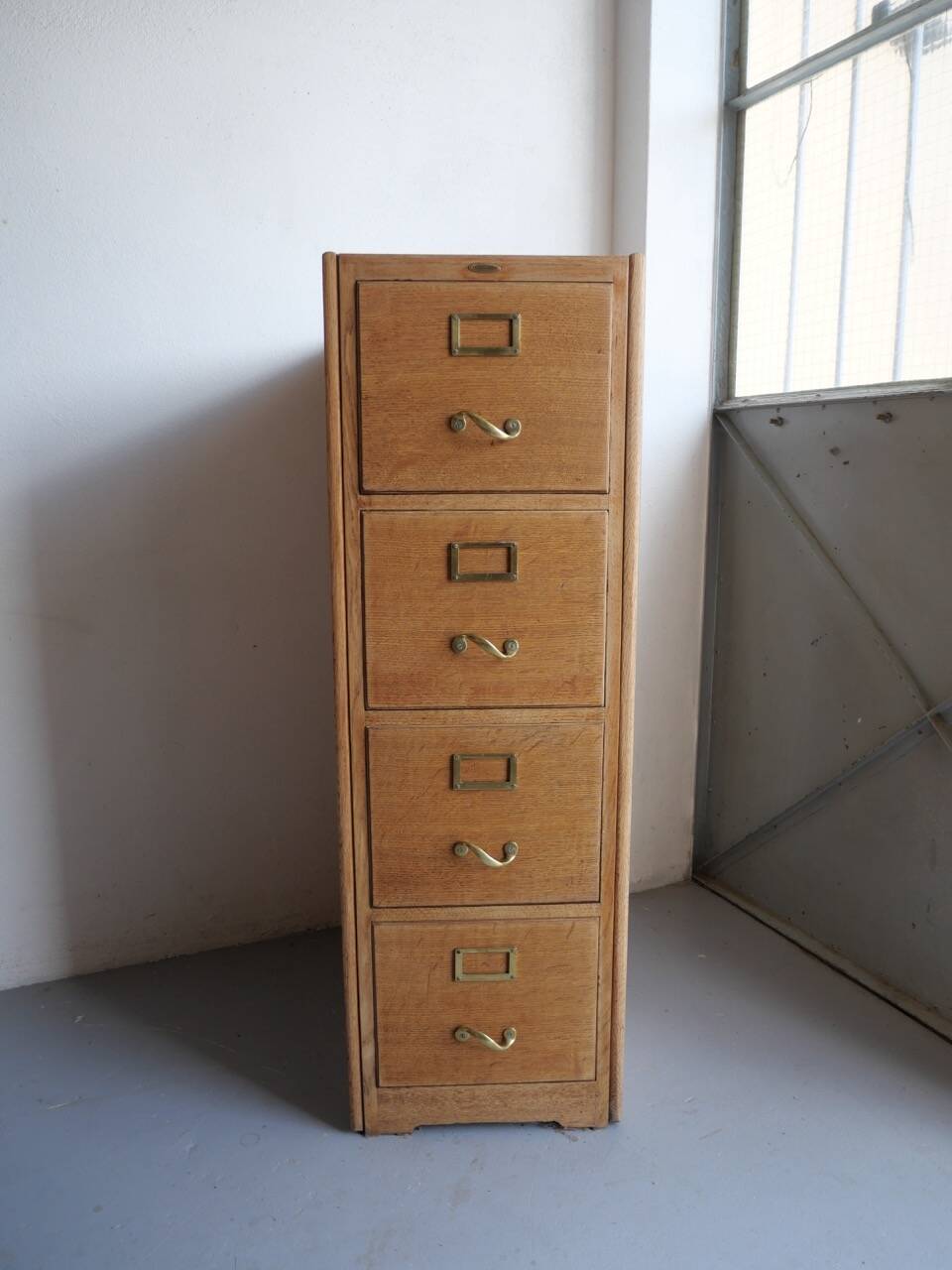 Meuble de classement en chêne