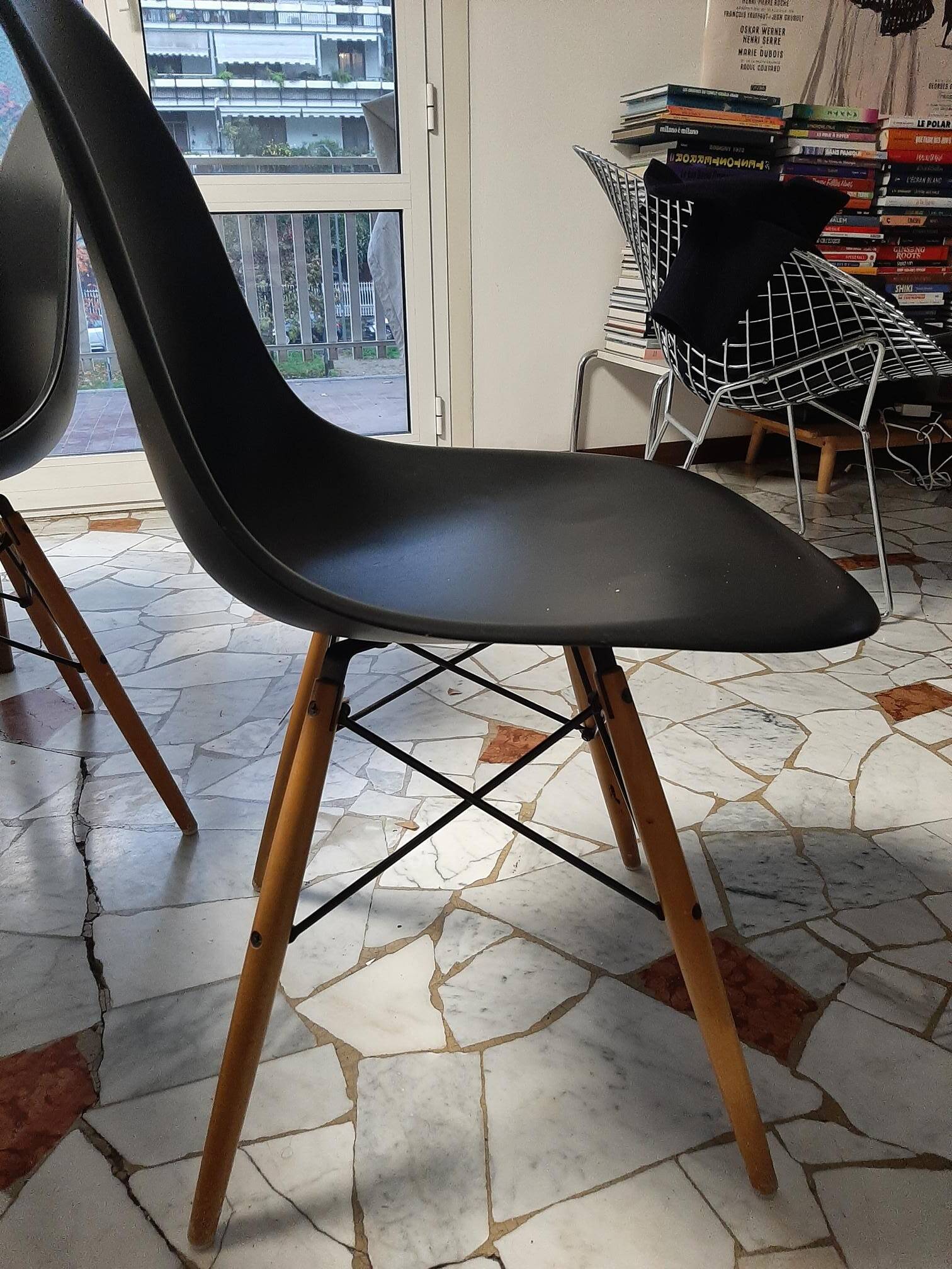 Eames DSW Chair