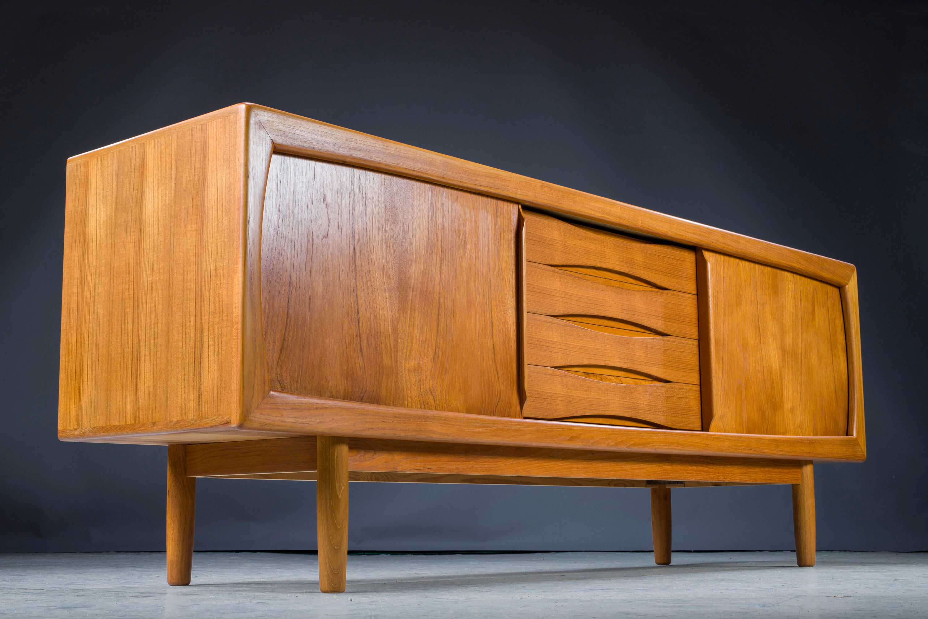 Mid-Century Danish Teak Sideboard from H.P. Hanssen, 1960s
