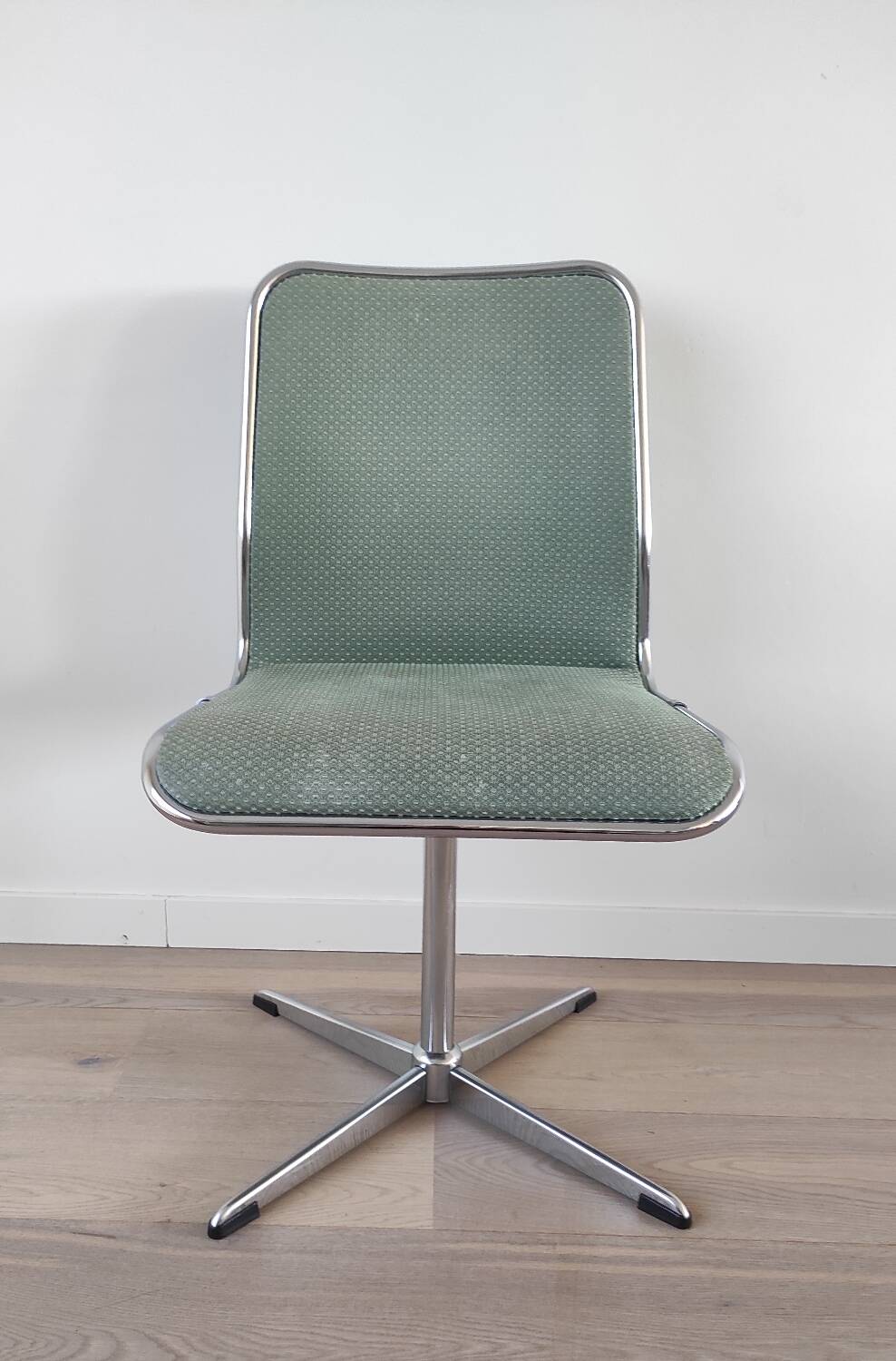 Suite de 6 chaises pivotantes Roche Bobois, 70's