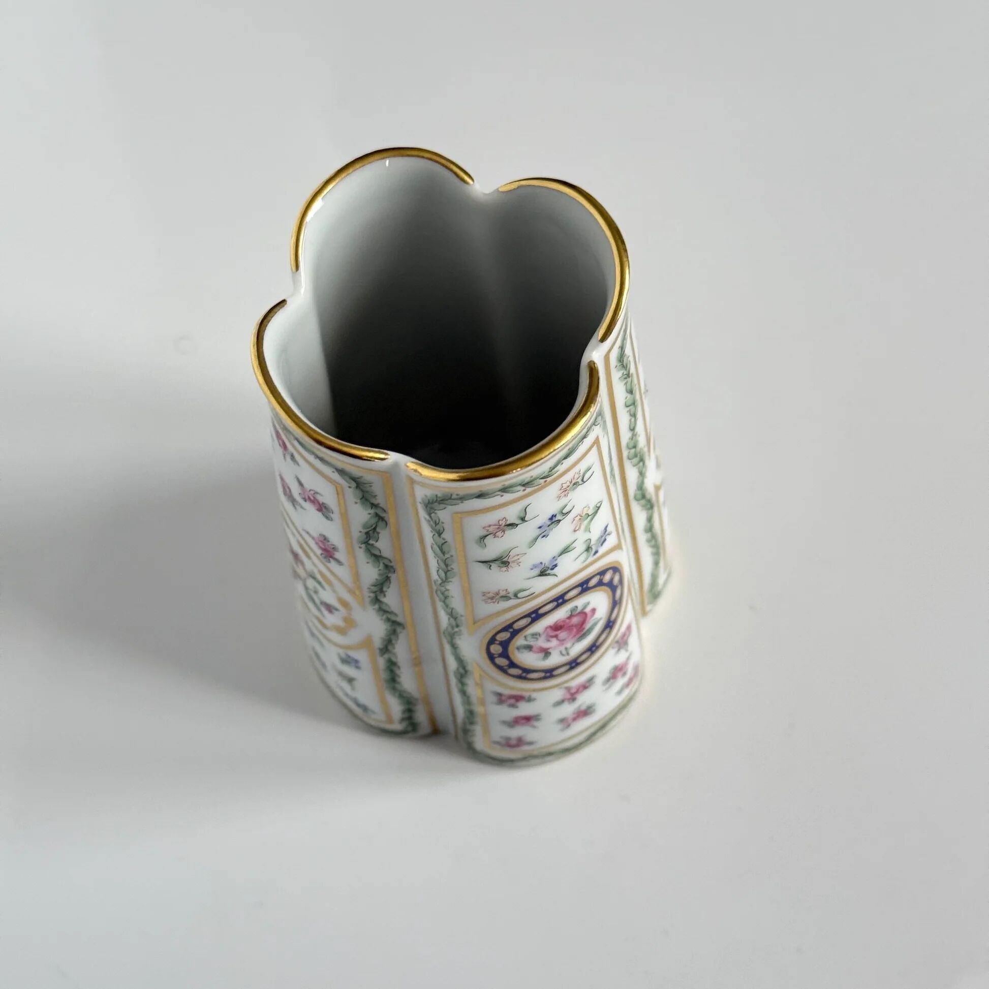 Haviland Limoges porcelain vase – Louveciennes model