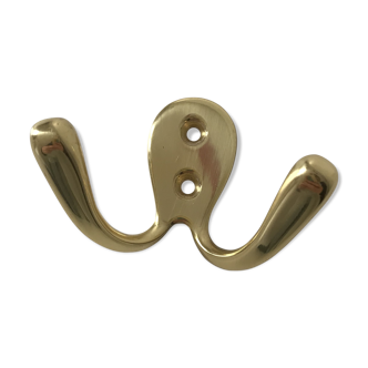 Brass hanger