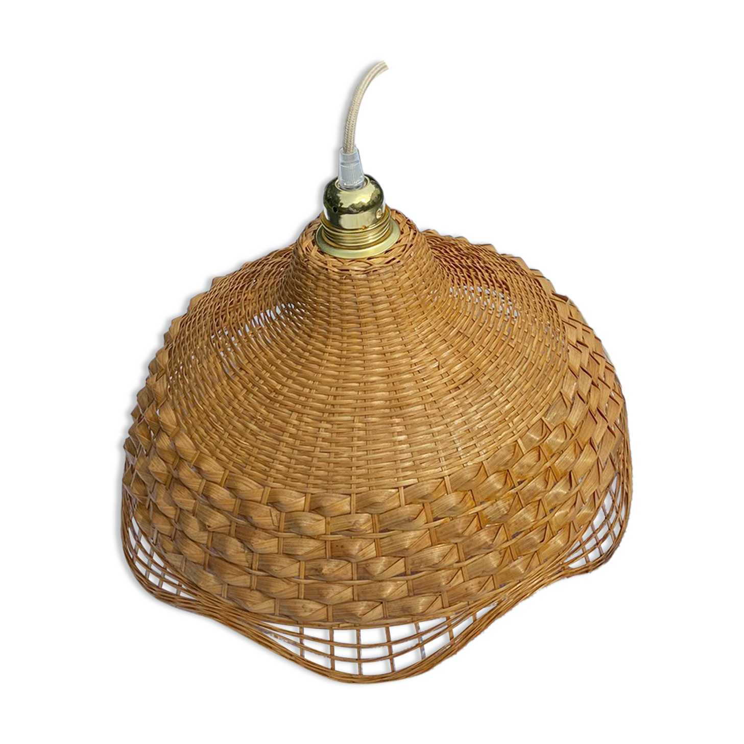 Suspension in rattan and vintage wicker