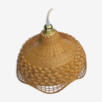 Suspension in rattan and vintage wicker