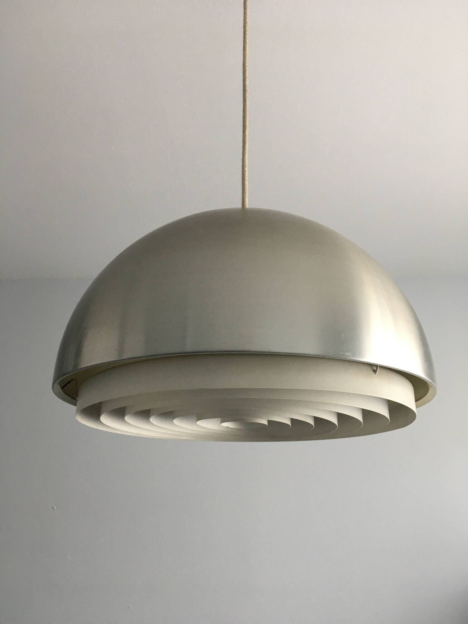 Scandinavian suspension lamp ViIhelm WohIert for Poulsen year 60