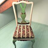 Chair with lyre backrest
