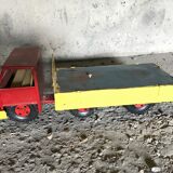 Former 50s metal dump truck vintage