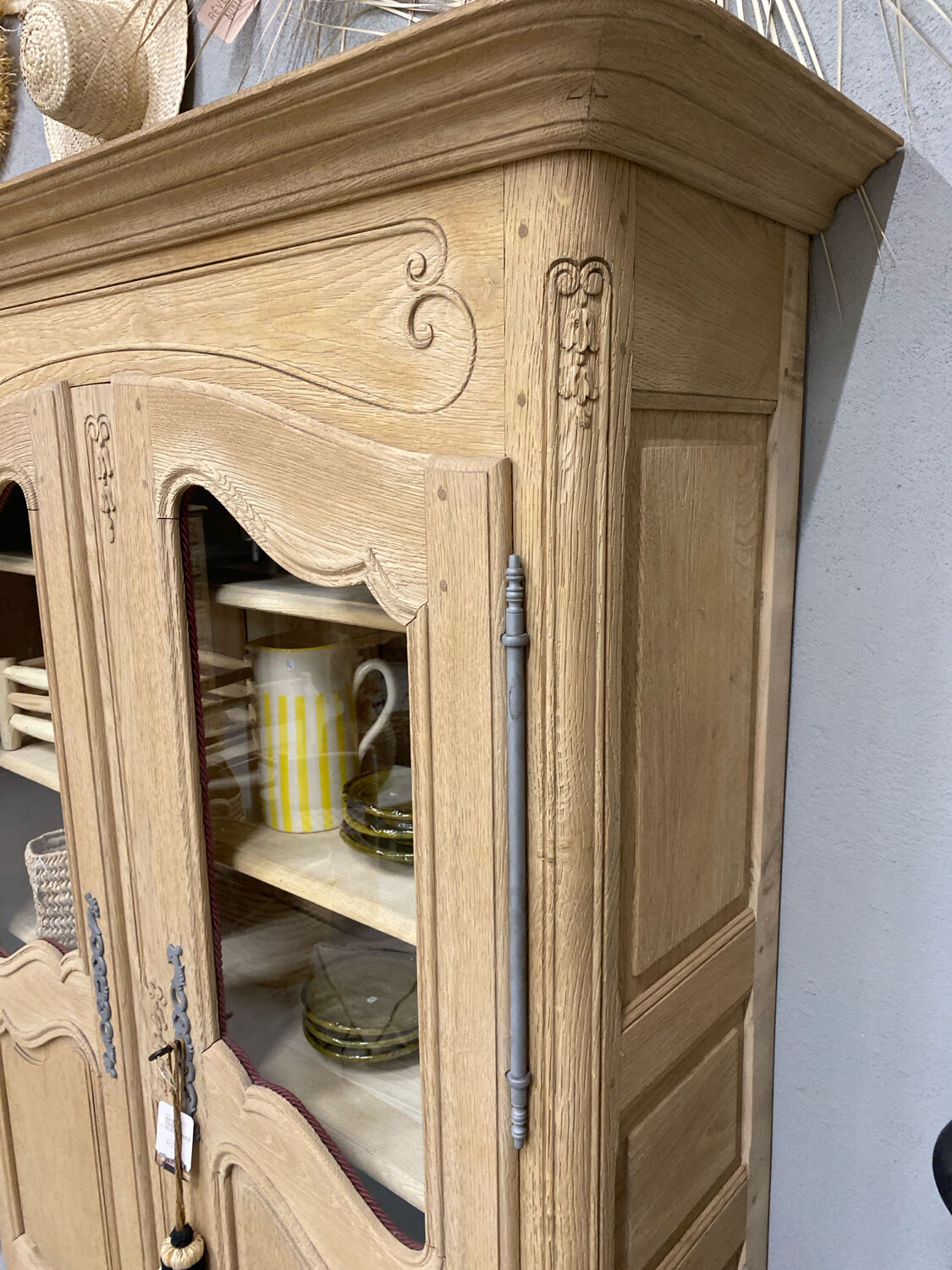 Louis XV bookcase in raw wood
