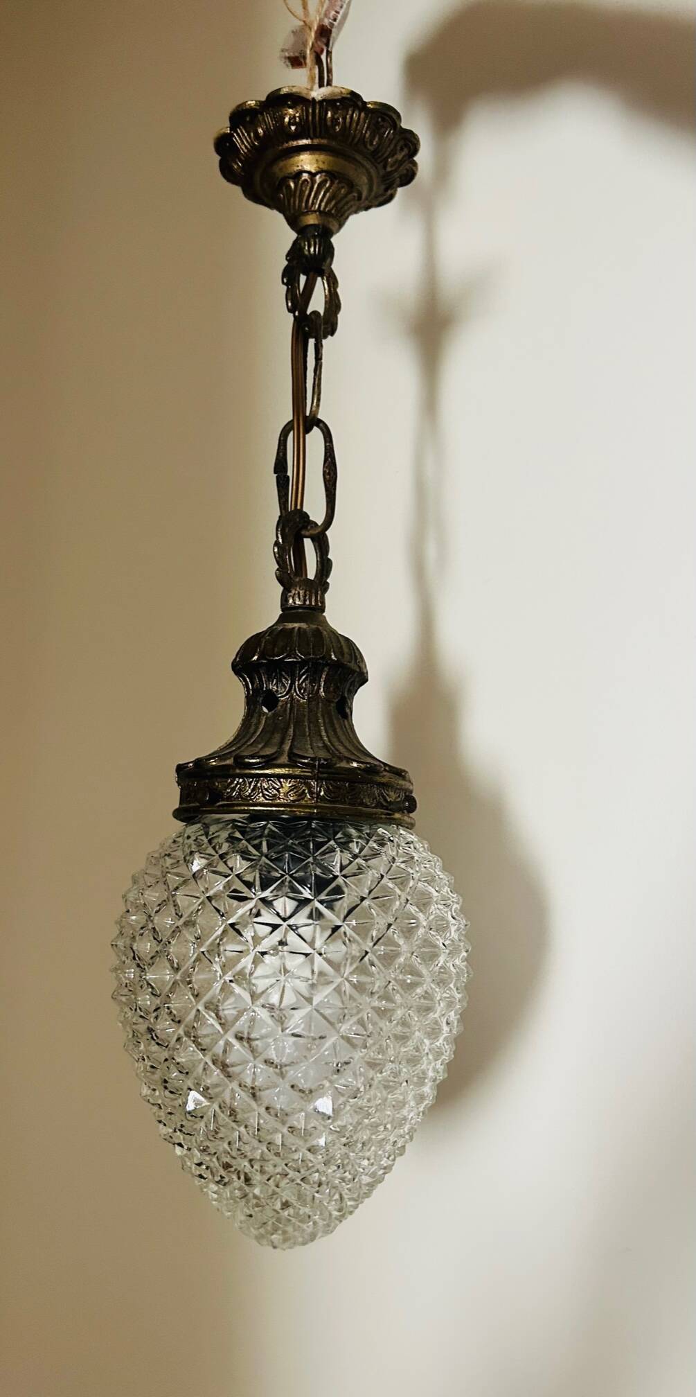 Brass pineapple pendant light