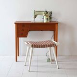 Bureau pour machine à coudre Singer