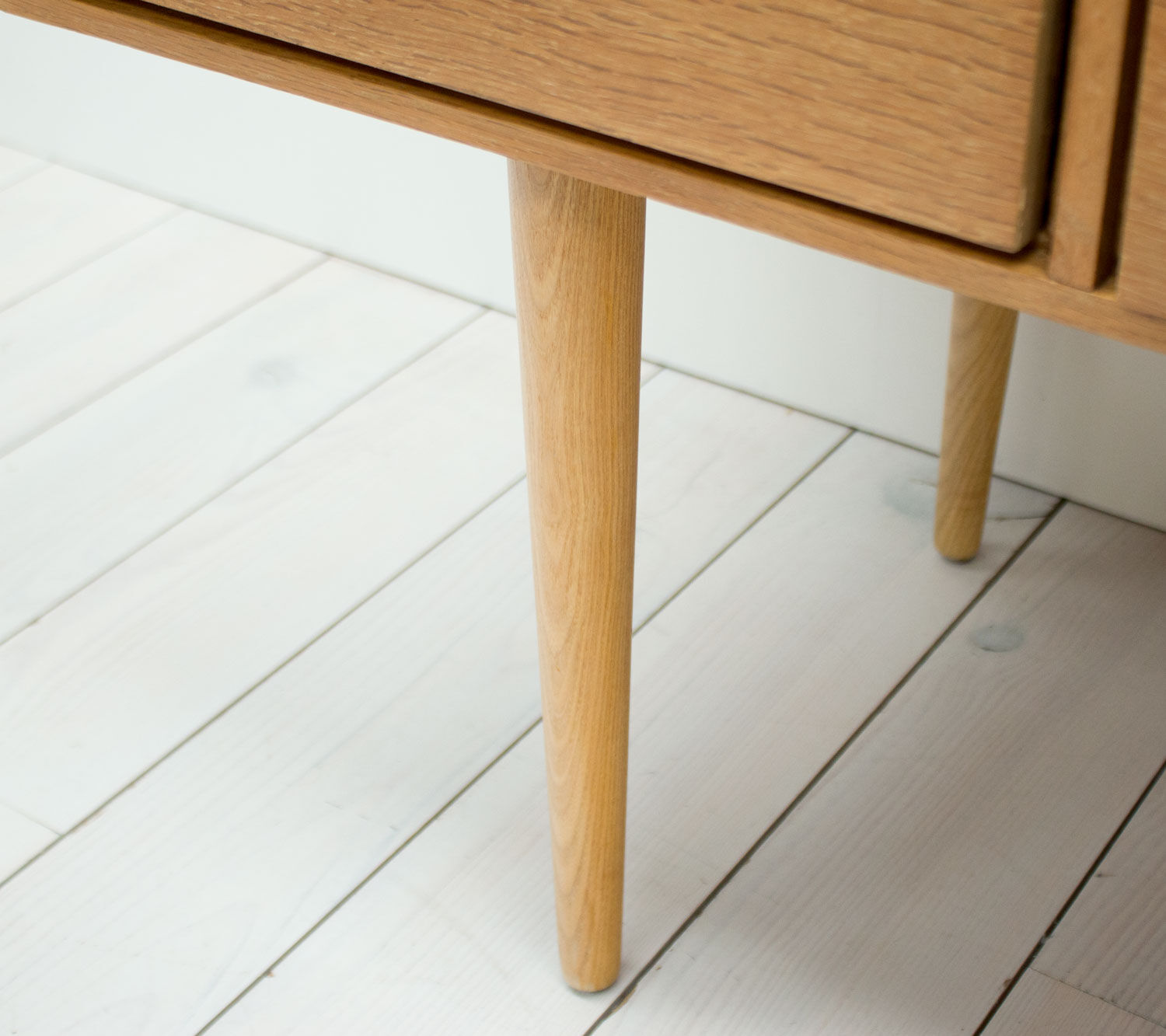 Dressing table by John & Sylvia Reid for Stag, 1960