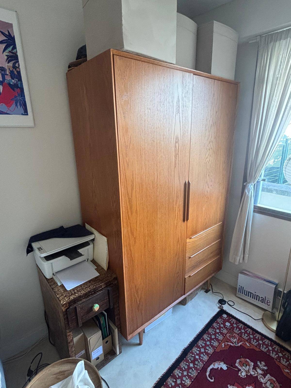 "Portobello World Houses" wardrobe