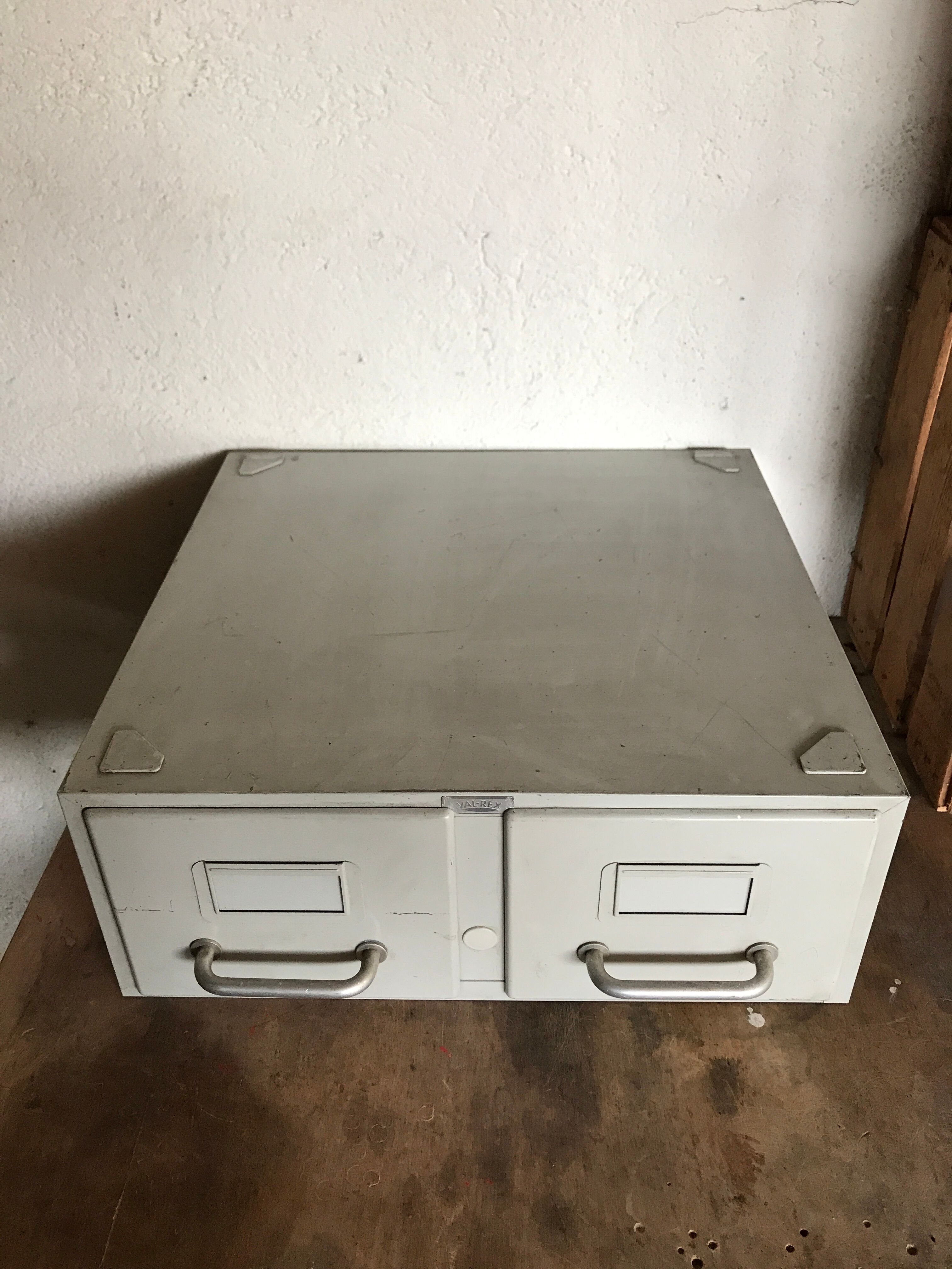 Locker industrial val - rex