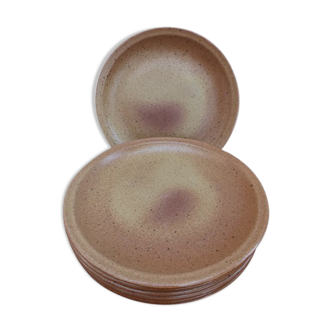 Flat plates in real sandstone