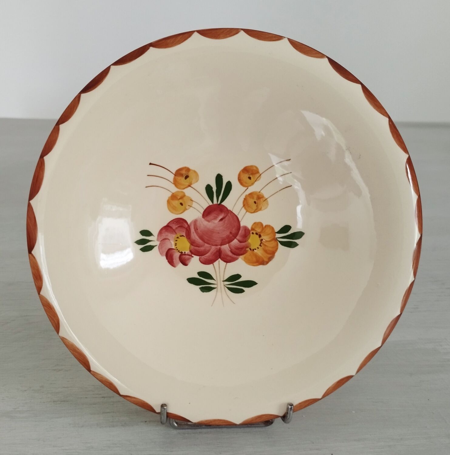 Round hollow Longchamp Agen plate
